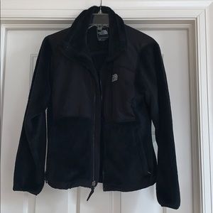 Black north face jacket